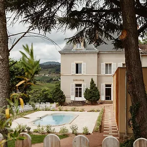 Hébergement de vacances Château Des Vierres, Lantignié-en-Beaujolais
